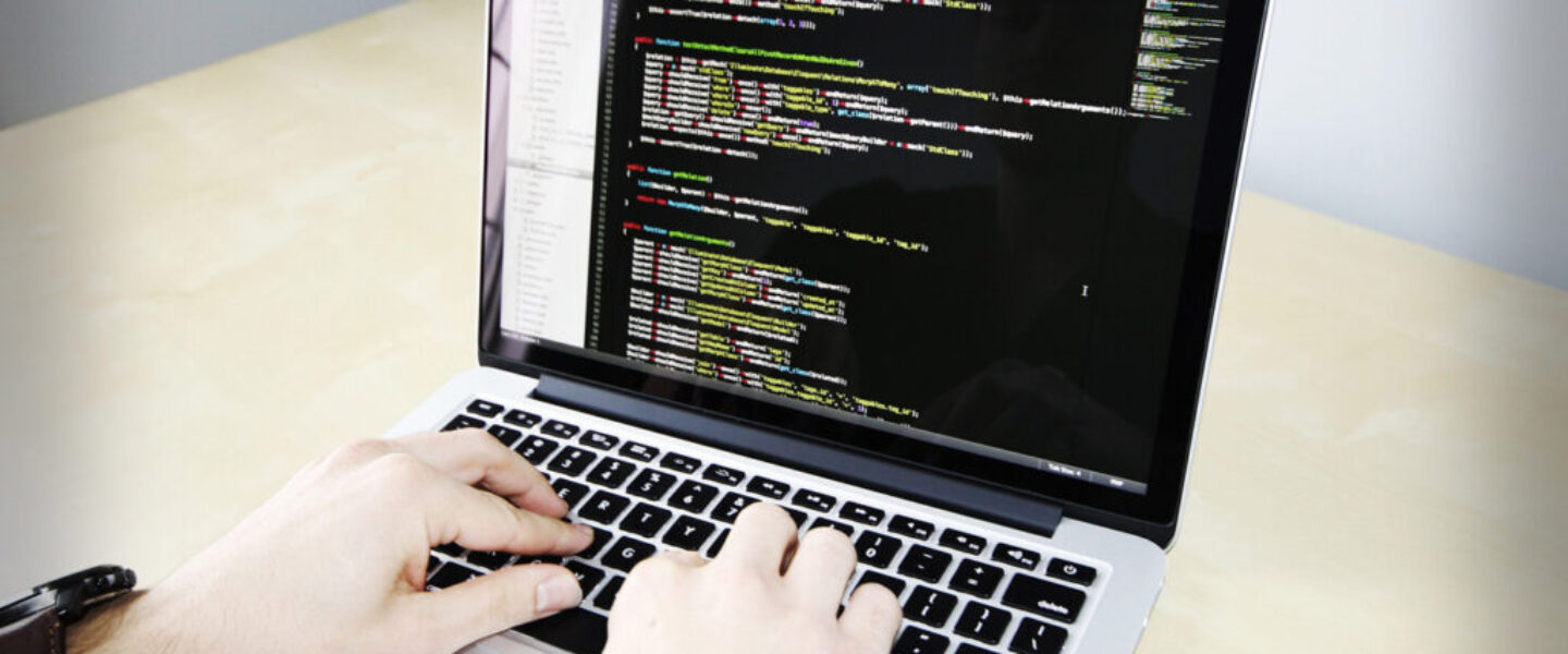 coding-699318_1920